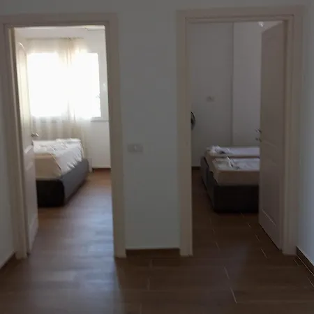 Holiday Home Golem (Tirana)