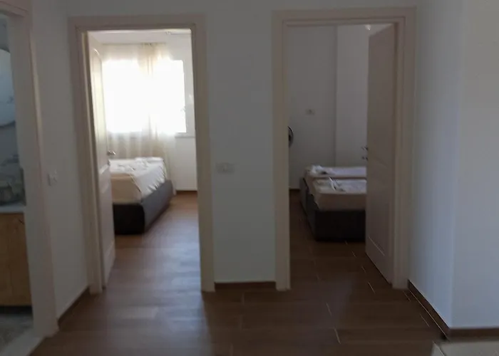 Holiday Home Golem (Tirana)